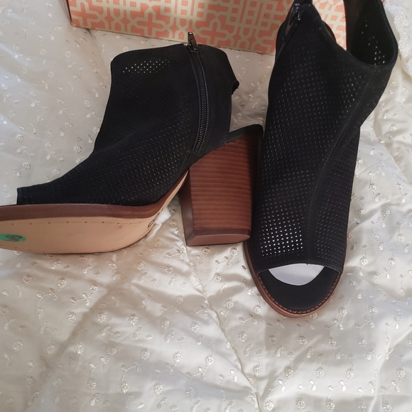 🆕Gianni Bini Ladies shoes​ - Picture 3 of 5